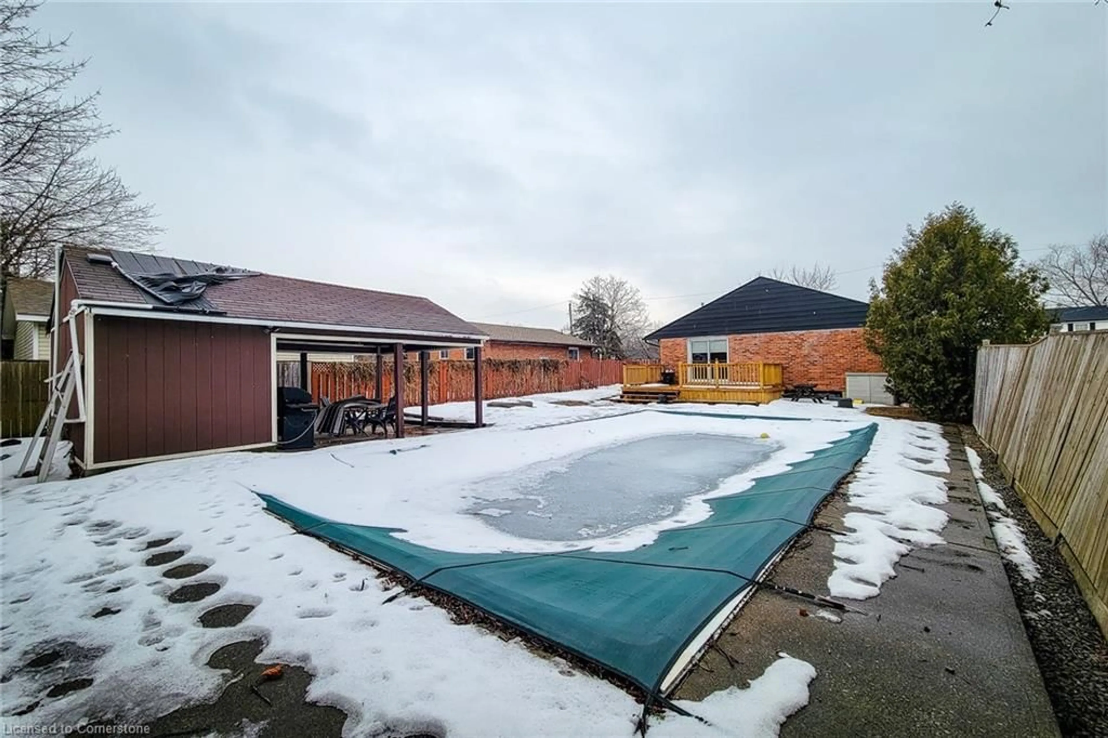 Pool for 38 Stewart St, Grimsby Ontario L3M 3M8