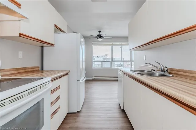 Additional property image - 65 Highland Cres Unit 806