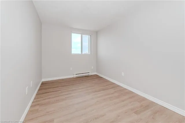 Additional property image - 65 Highland Cres Unit 806