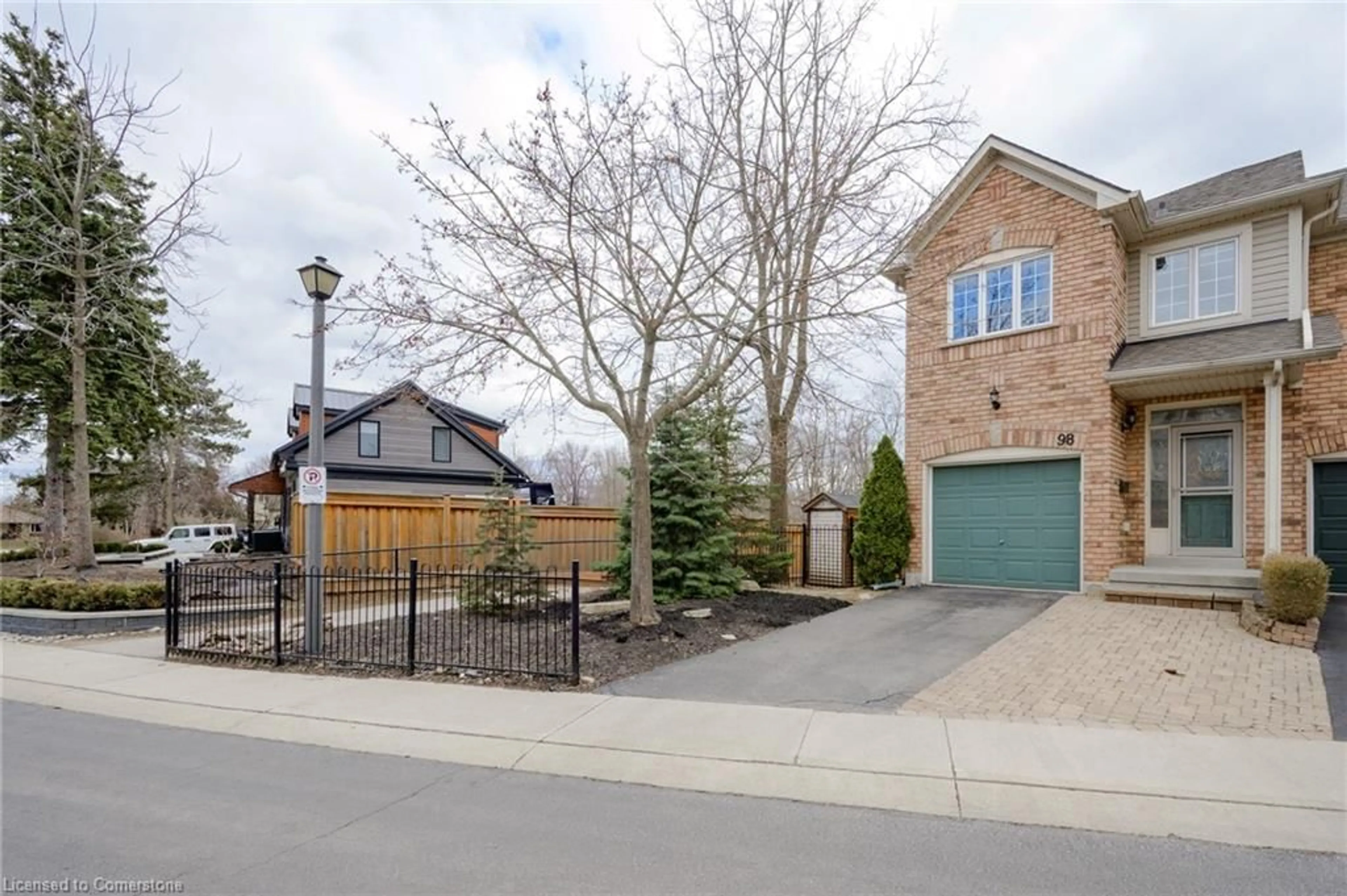 A pic from outside/outdoor area/front of a property/back of a property/a pic from drone, street for 710 Spring Gardens Rd #98, Burlington Ontario L7T 4K7