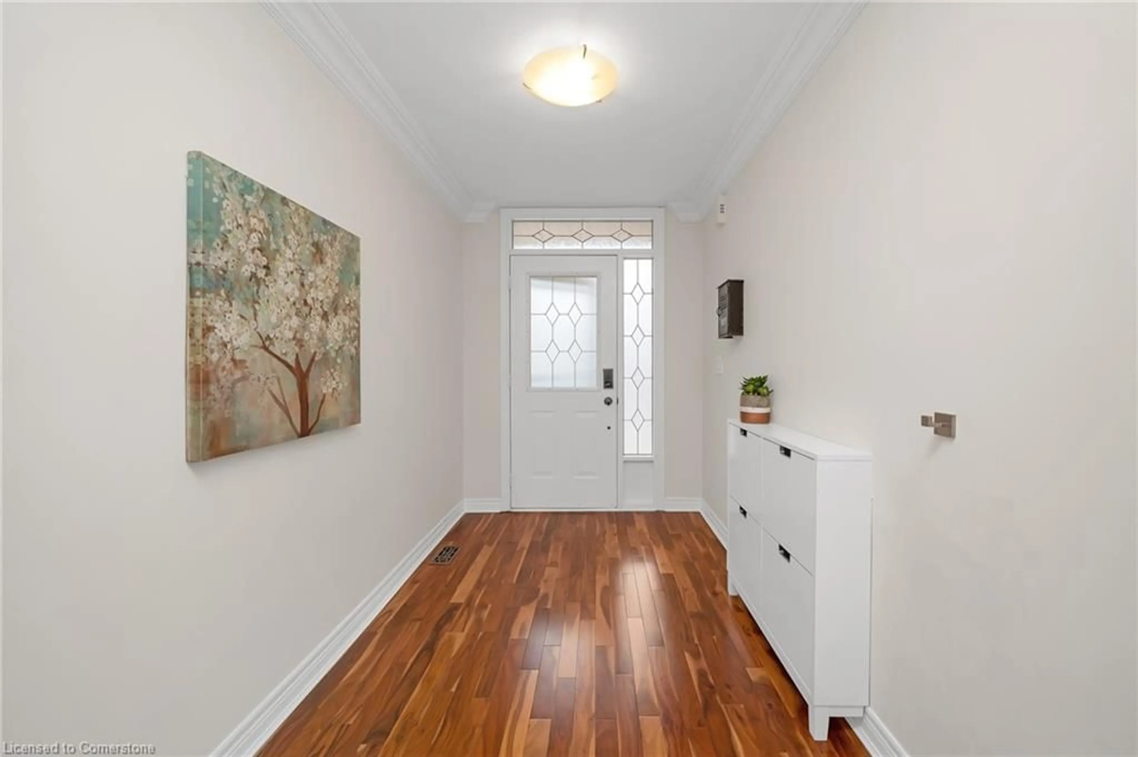 Indoor entryway for 710 Spring Gardens Rd #98, Burlington Ontario L7T 4K7