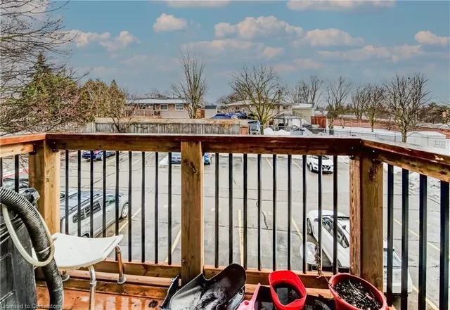 Additional property image - 266 Overlea Dr Unit 408