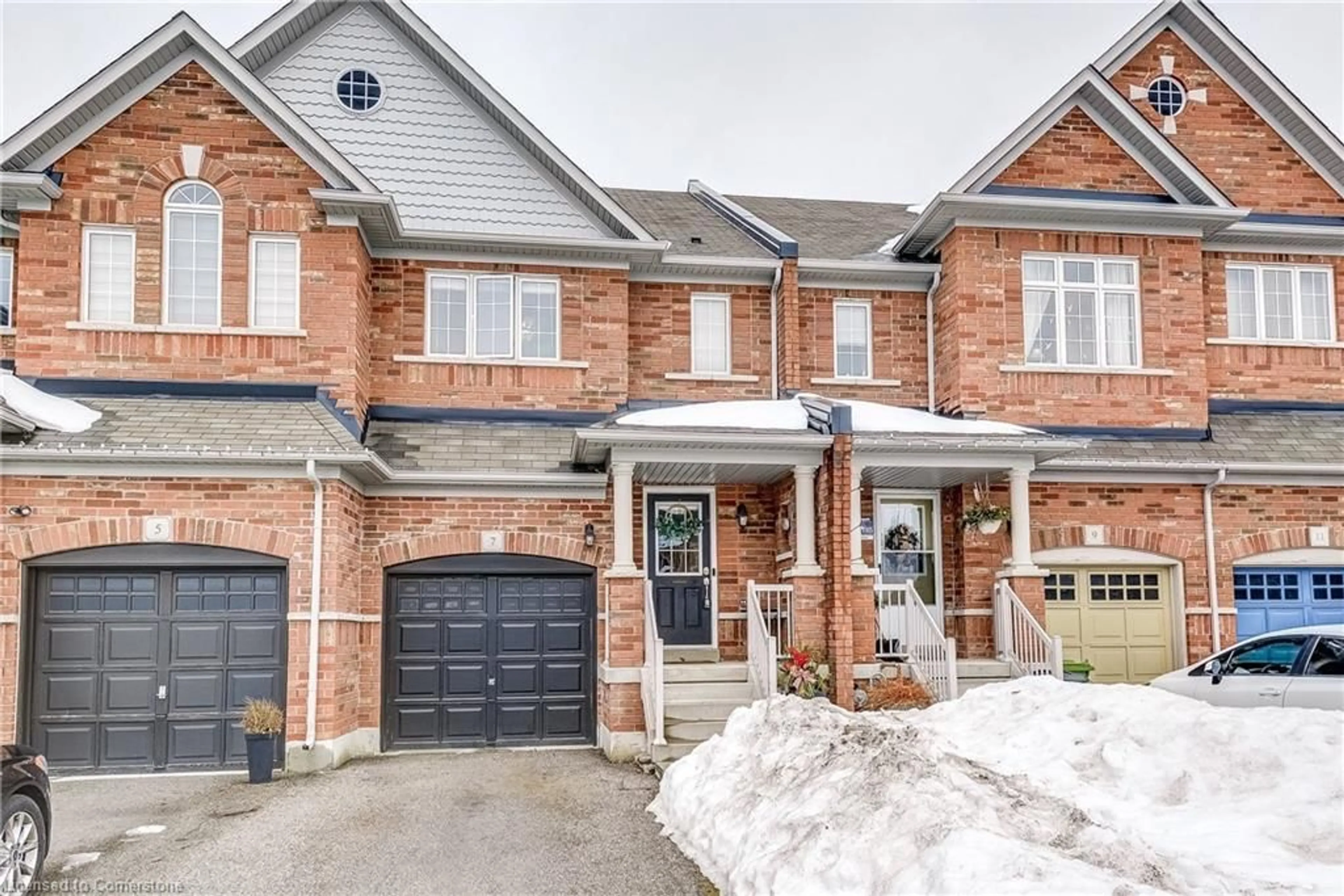 Home with brick exterior material, street for 7 Mcphail Pl, Waterdown Ontario L8B 0R5