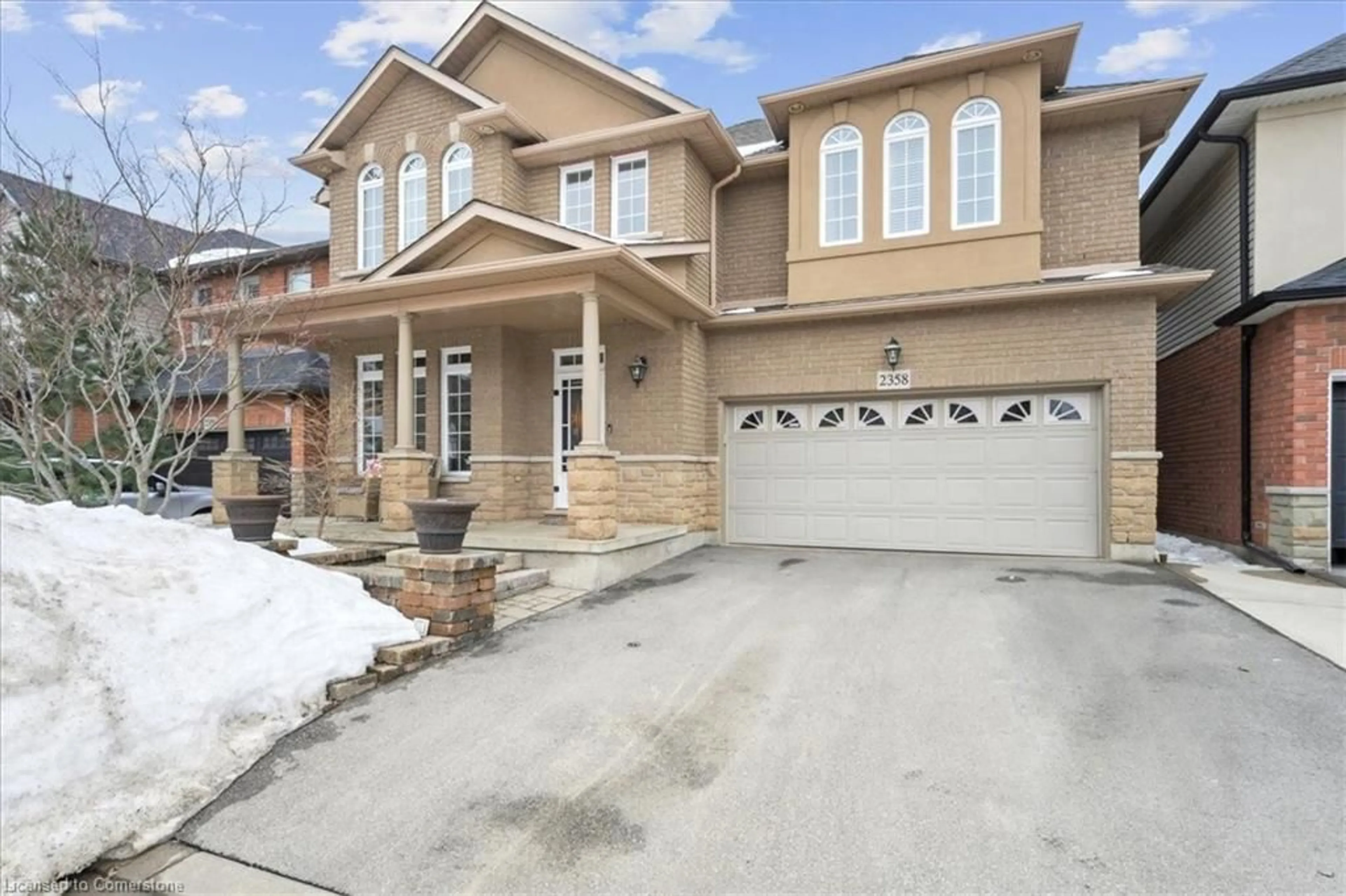 Home with brick exterior material, street for 2358 Norland Dr, Burlington Ontario L7L 7A6