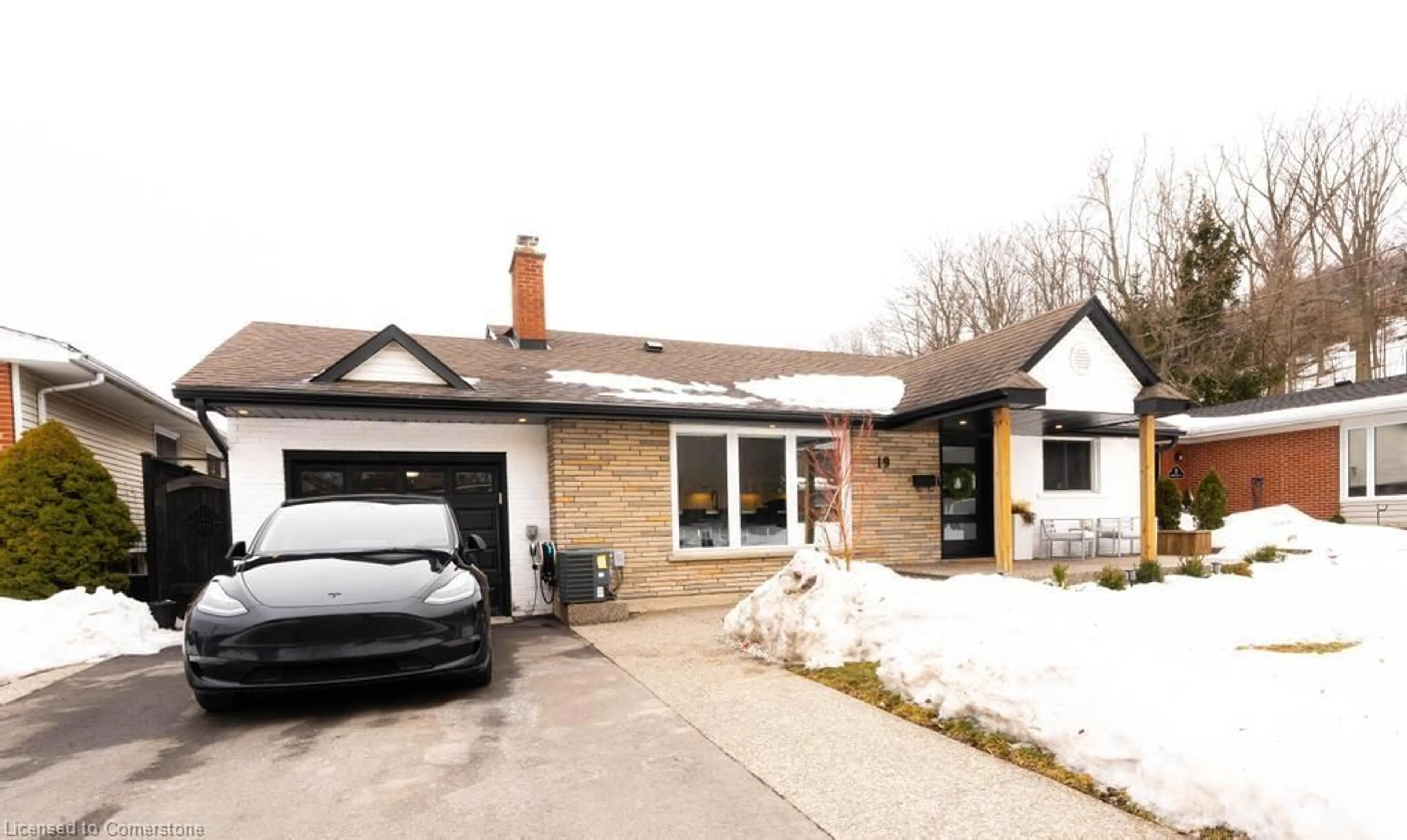 Home with brick exterior material, street for 19 Cherrywood Dr, Stoney Creek Ontario L8G 2P8