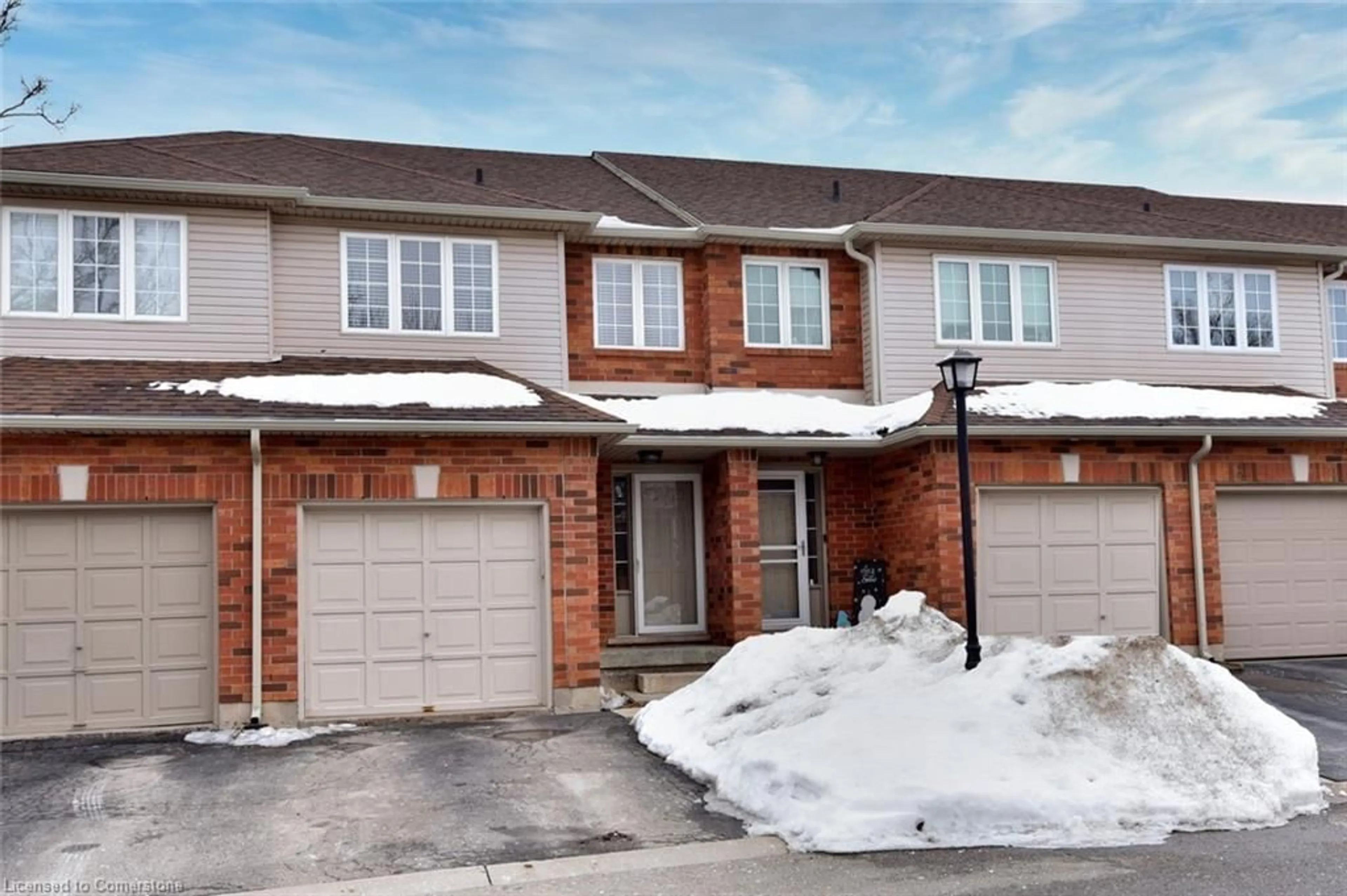 Home with brick exterior material, street for 174 Highbury Dr #5, Stoney Creek Ontario L8J 3T8