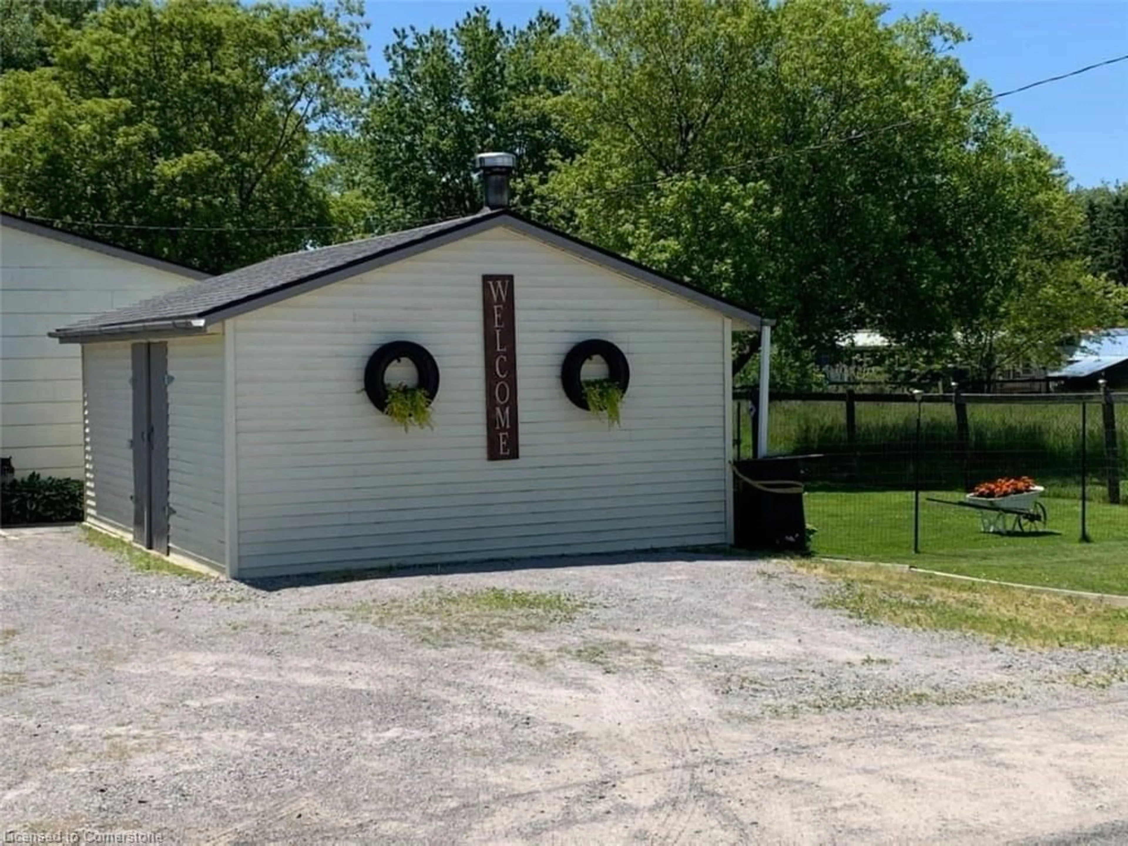 Shed for 576 Lakeshore Rd, Selkirk Ontario N0A 1P0