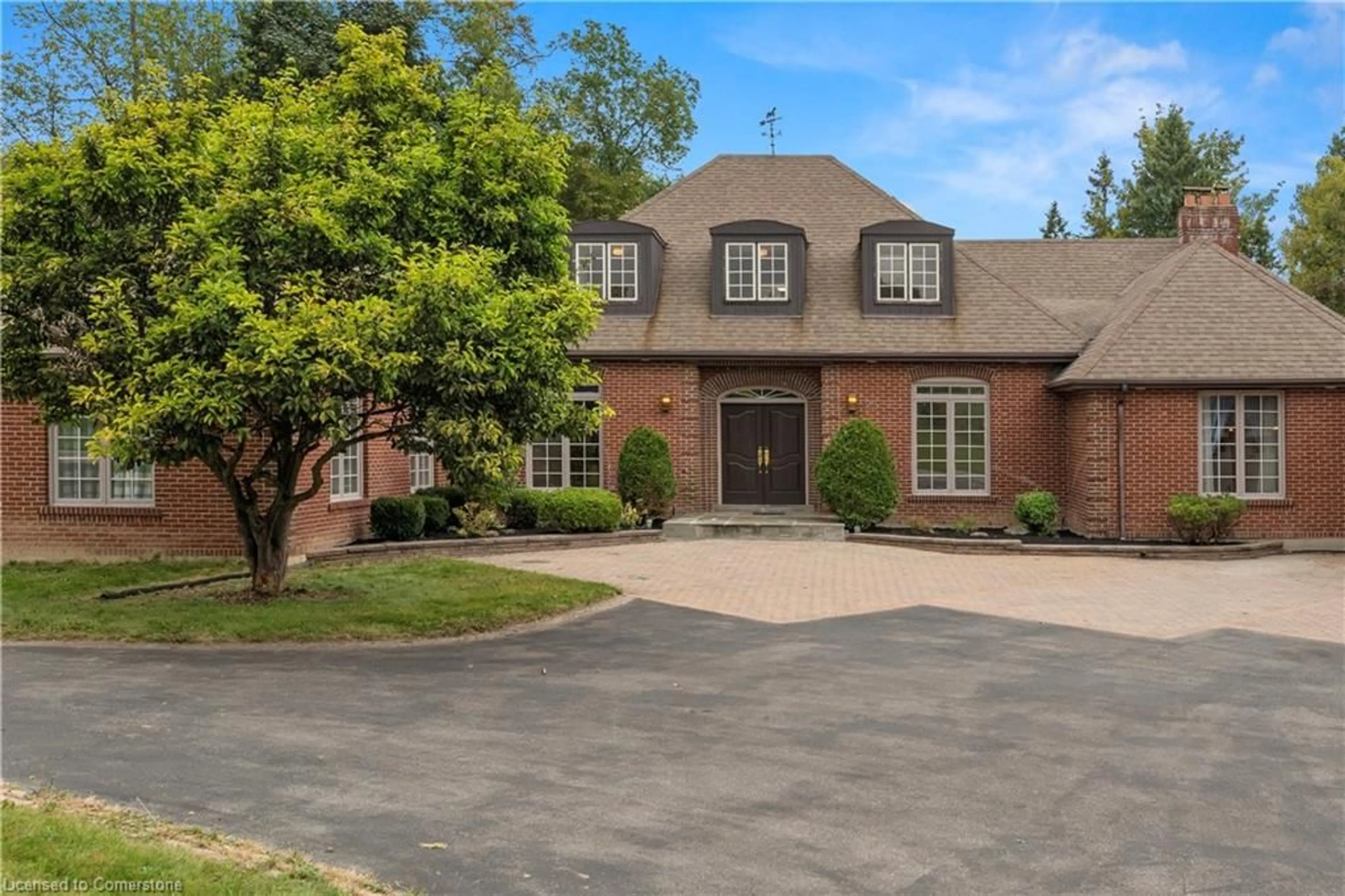 Home with brick exterior material, street for 21 Woodland Acres Cres, Vaughan Ontario L6A 1G1