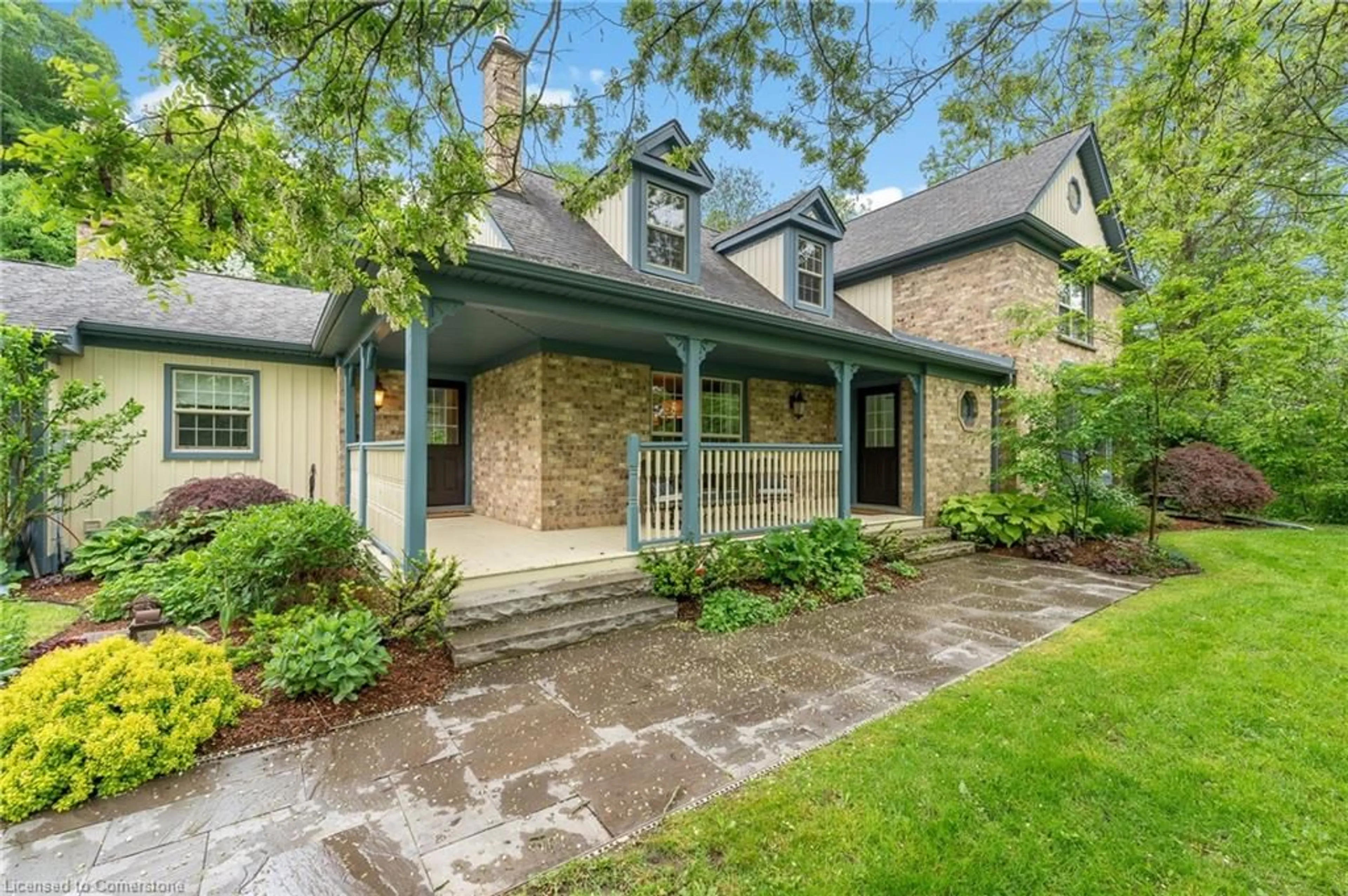 Home with brick exterior material, street for 1146 West River Rd, Cambridge Ontario N1R 5S5