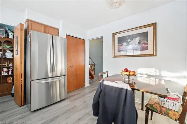 Additional property image - 618 Artreva Cres
