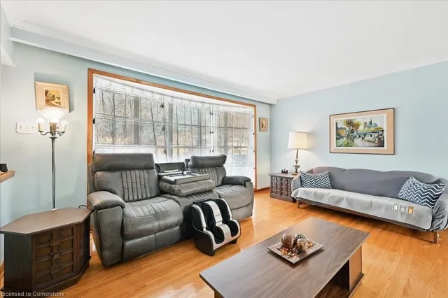 Additional property image - 618 Artreva Cres