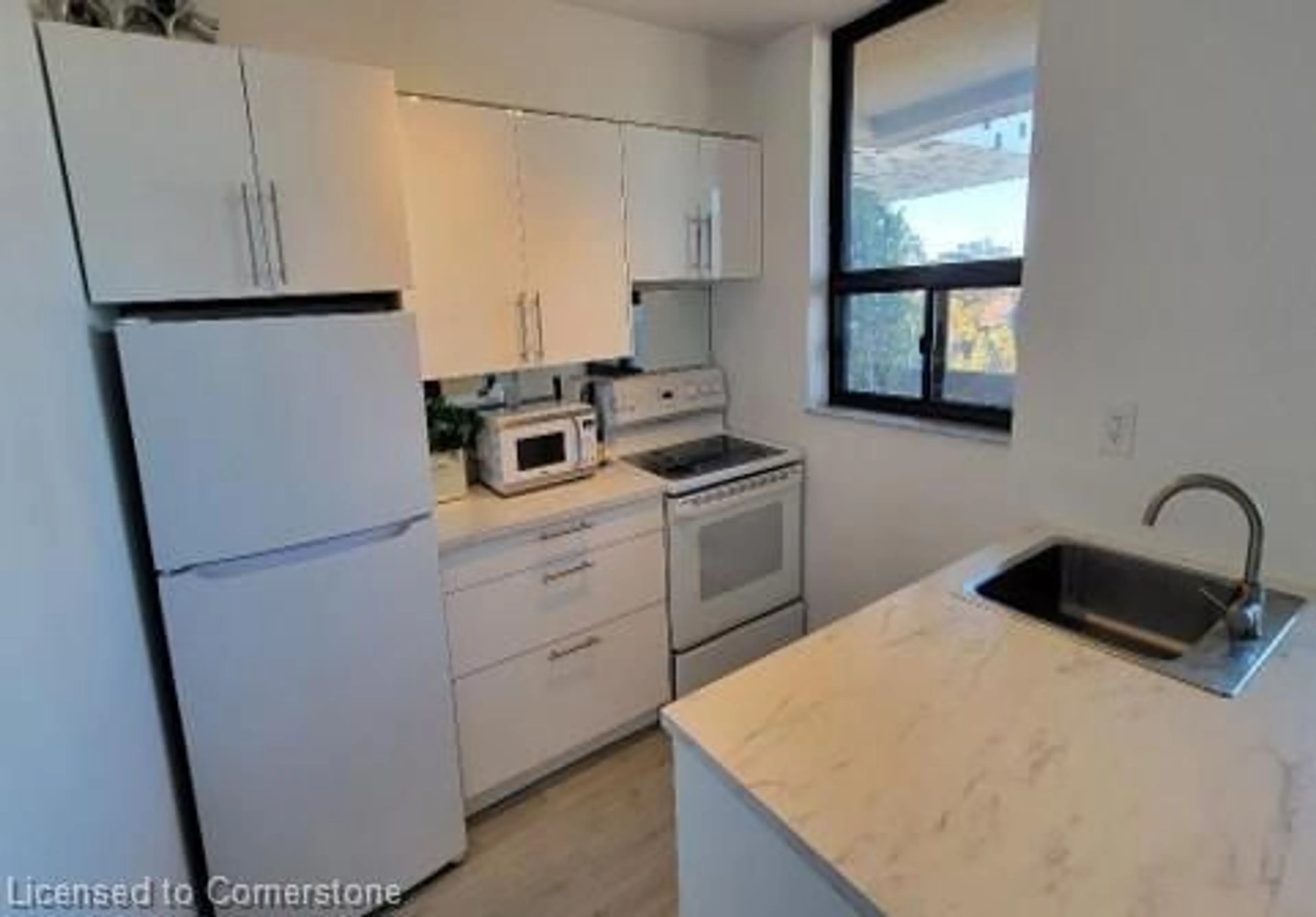 Standard kitchen, unknown for 105 Mccaul St #701, Toronto Ontario M5T 2X4