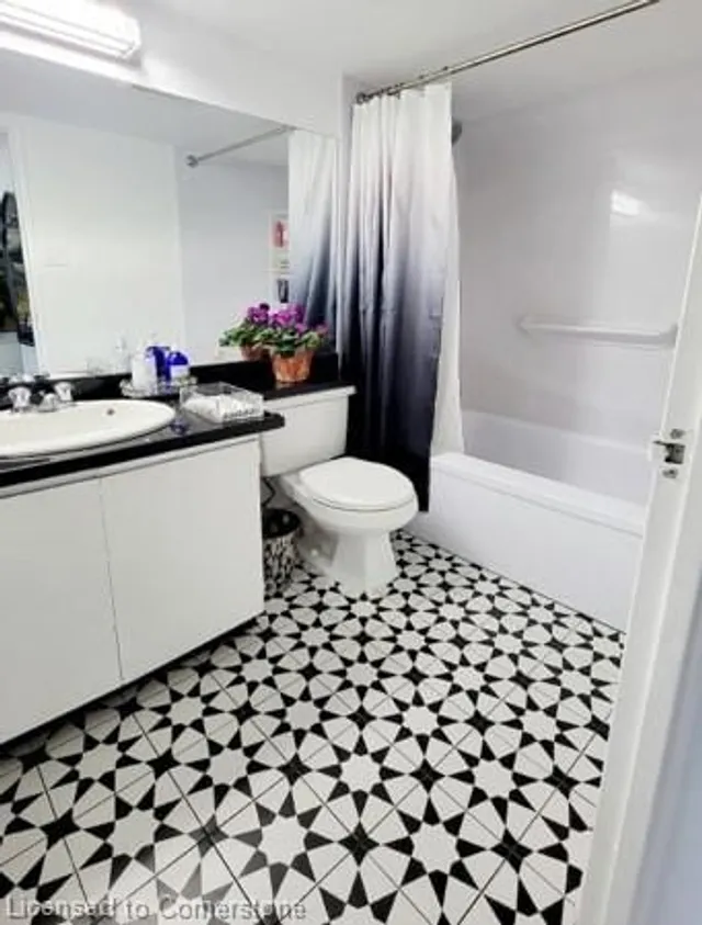 Additional property image - 105 Mccaul St Unit 701
