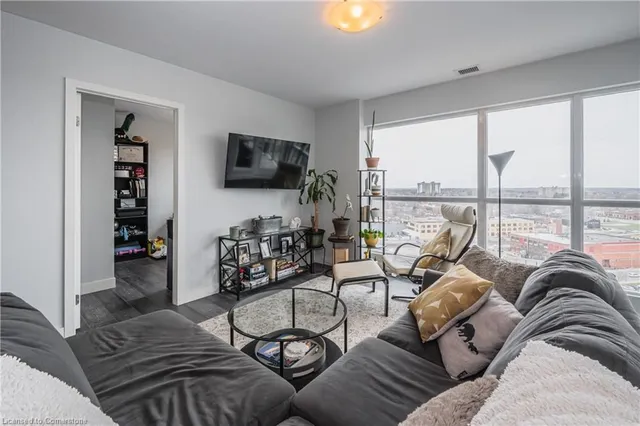 Additional property image - 1 Victoria St Unit 1413
