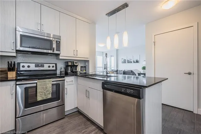Additional property image - 1 Victoria St Unit 1413