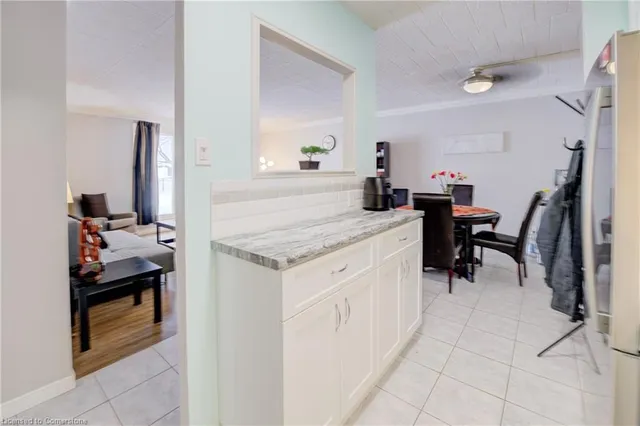Additional property image - 71 Vanier Dr Unit 109