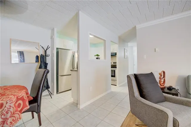 Additional property image - 71 Vanier Dr Unit 109