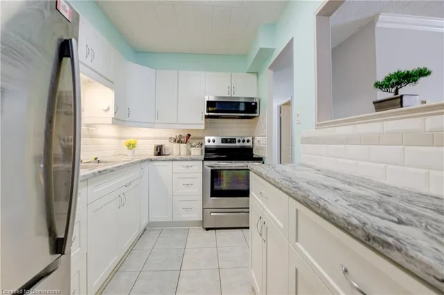 Additional property image - 71 Vanier Dr Unit 109