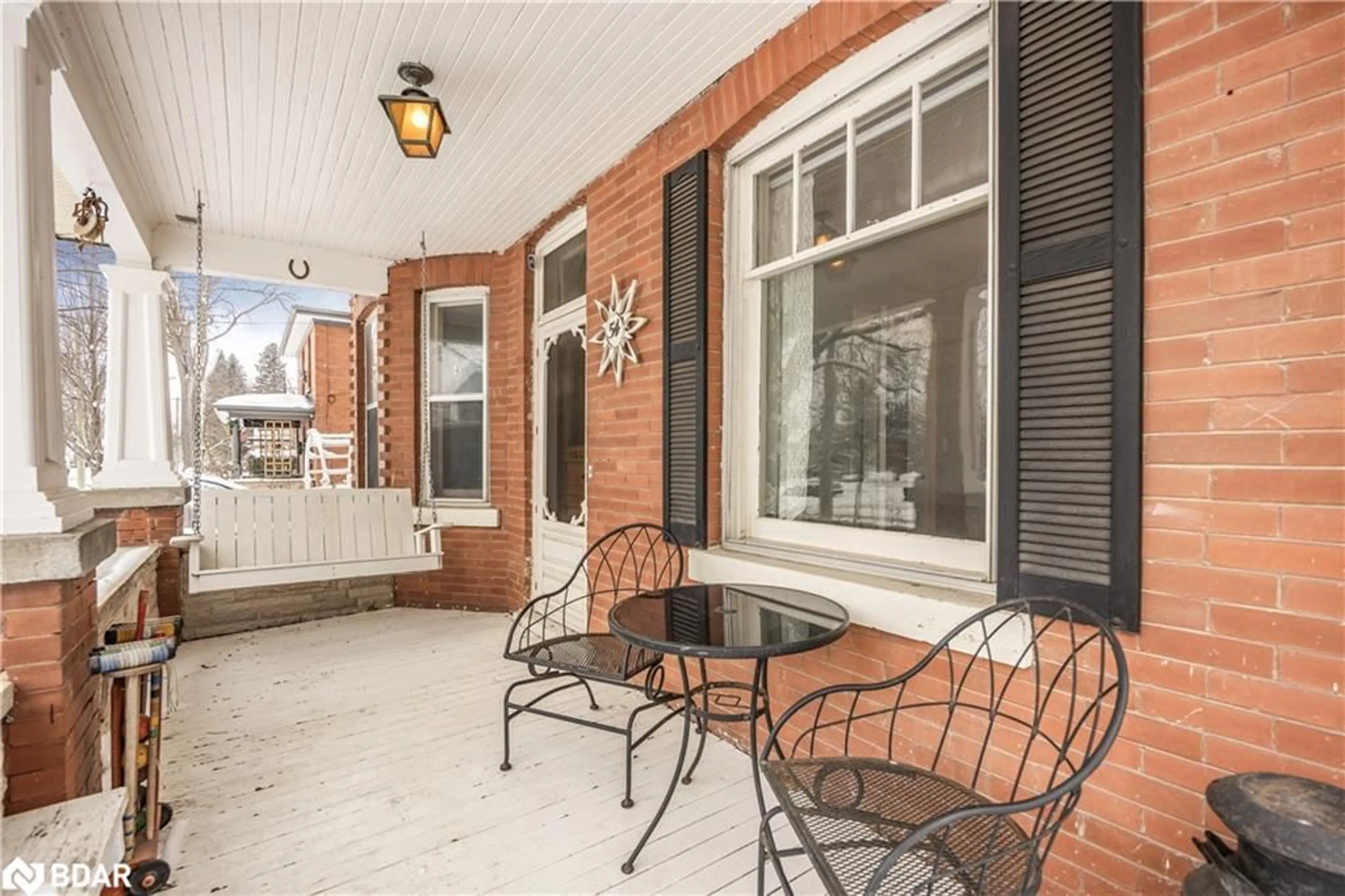 Patio, street for 54 Nelson St, Alliston Ontario L9R 1H1