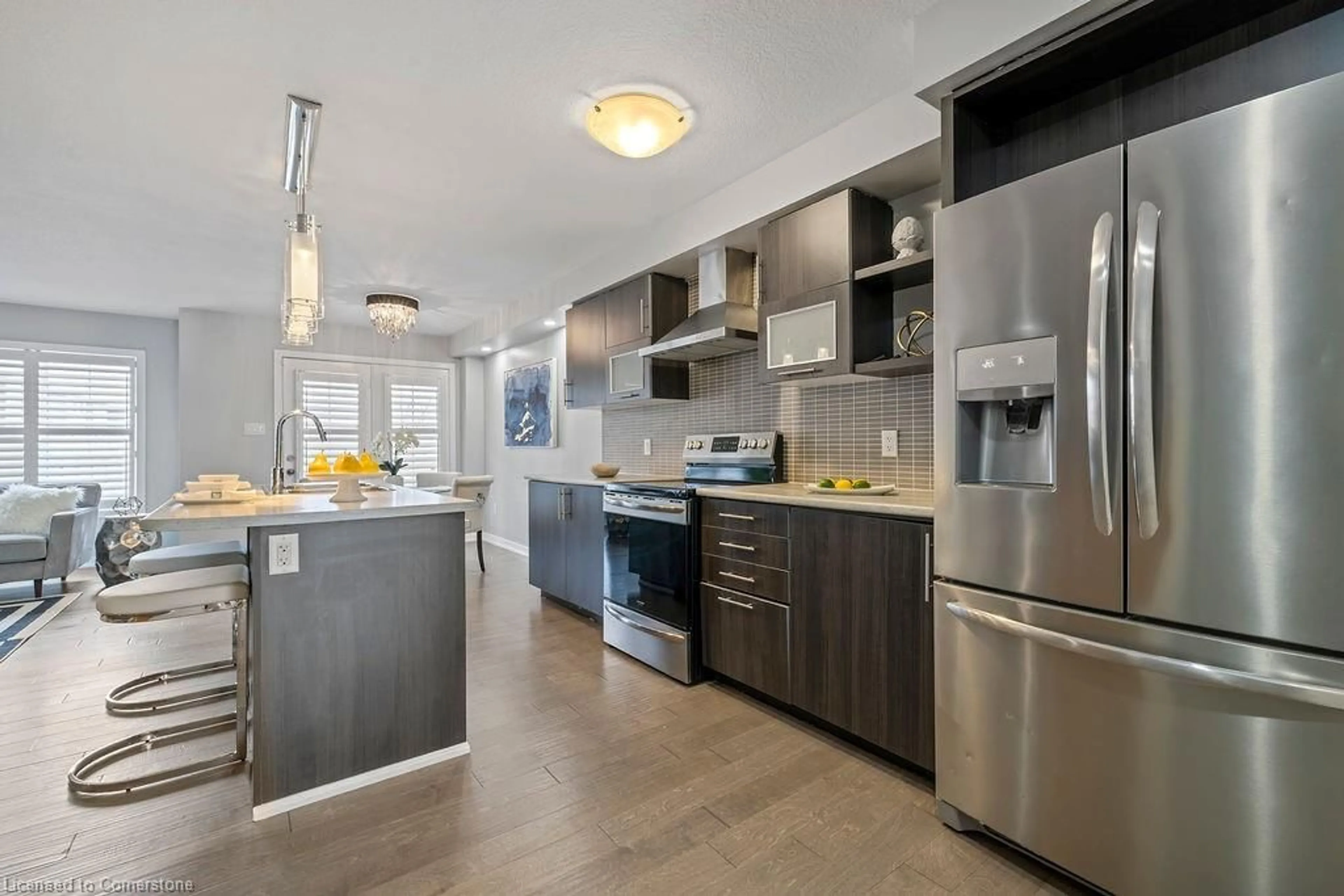 Contemporary kitchen, unknown for 45 Sherway St, Stoney Creek Ontario L8J 0J3