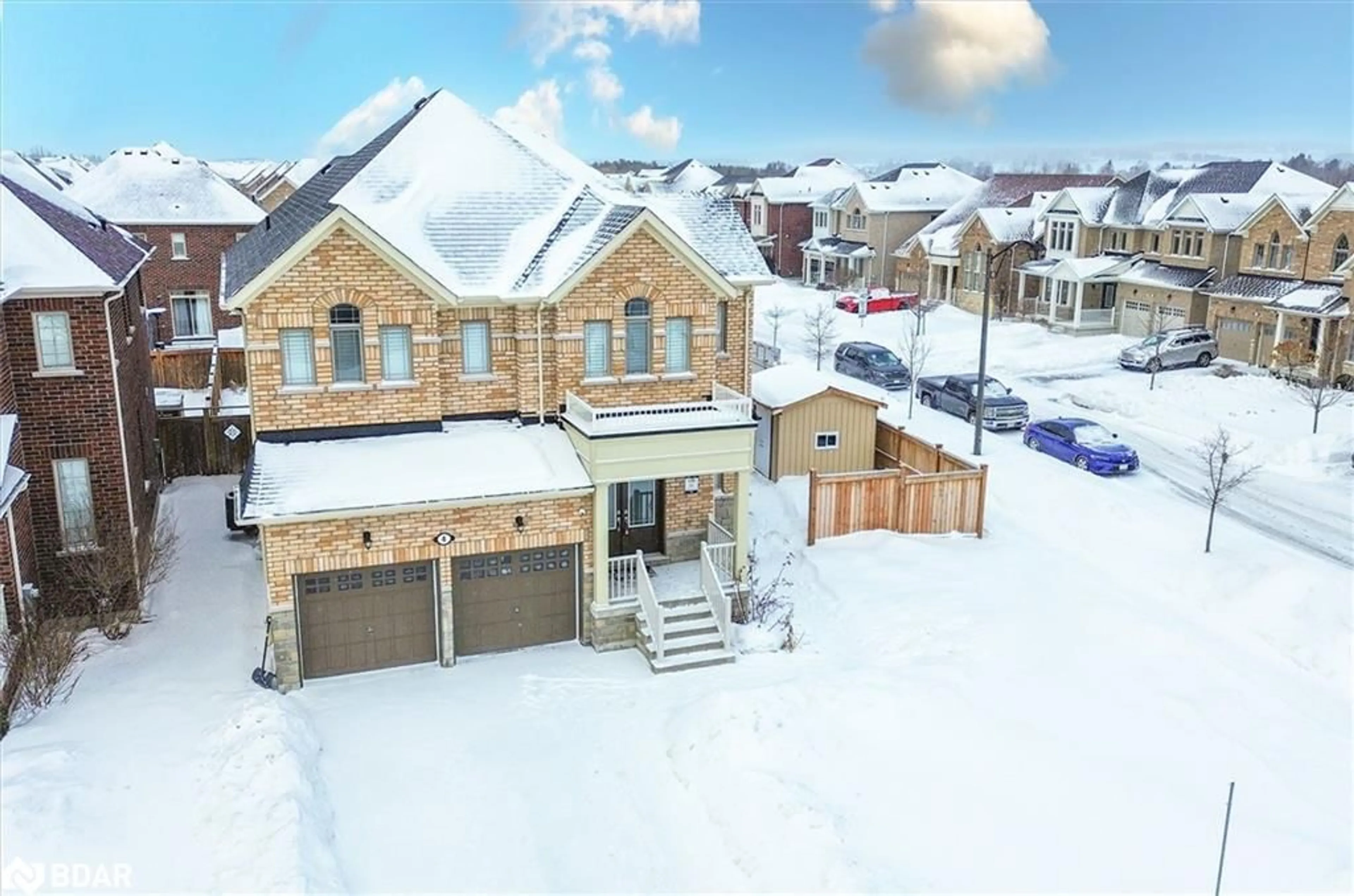 A pic from outside/outdoor area/front of a property/back of a property/a pic from drone, street for 4 Schwalm Cres, Simcoe Ontario L0G 1W0