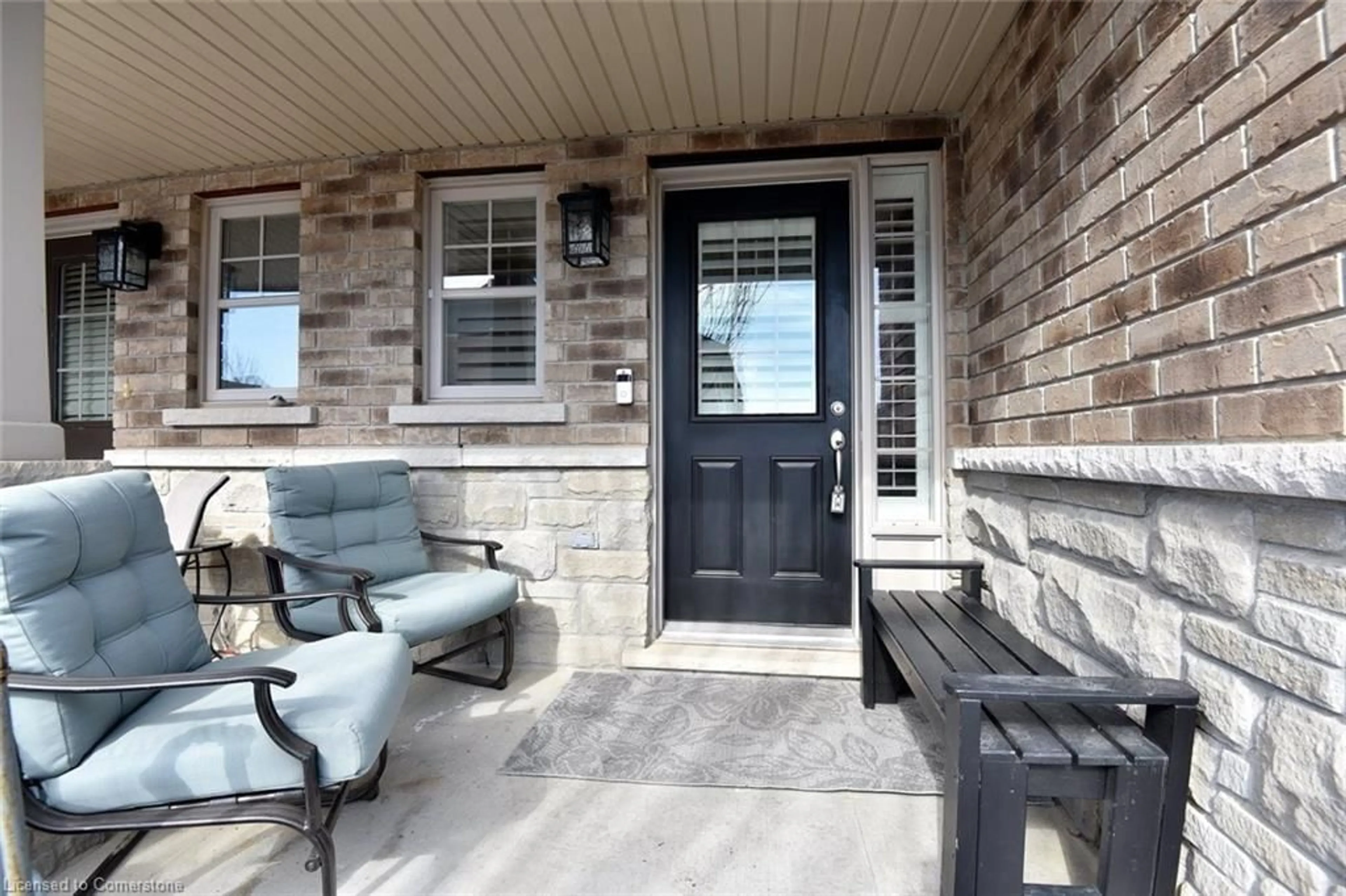 Indoor entryway for 10 Pumpkin Pass #24, Binbrook Ontario L0R 1C0