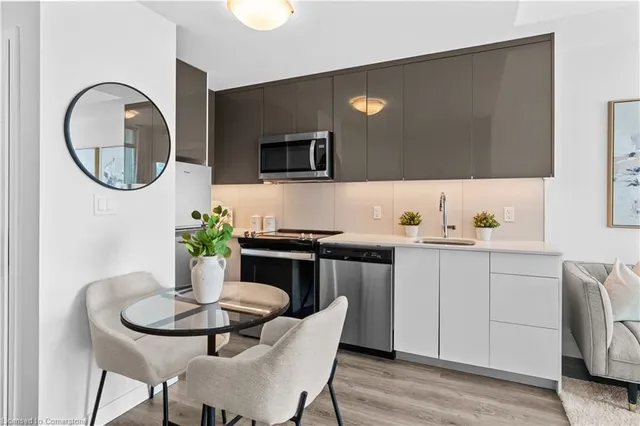 Additional property image - 60 Frederick St Unit 712