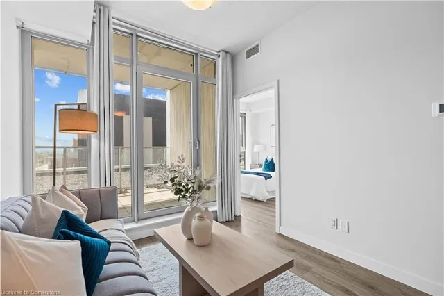 Additional property image - 60 Frederick St Unit 712