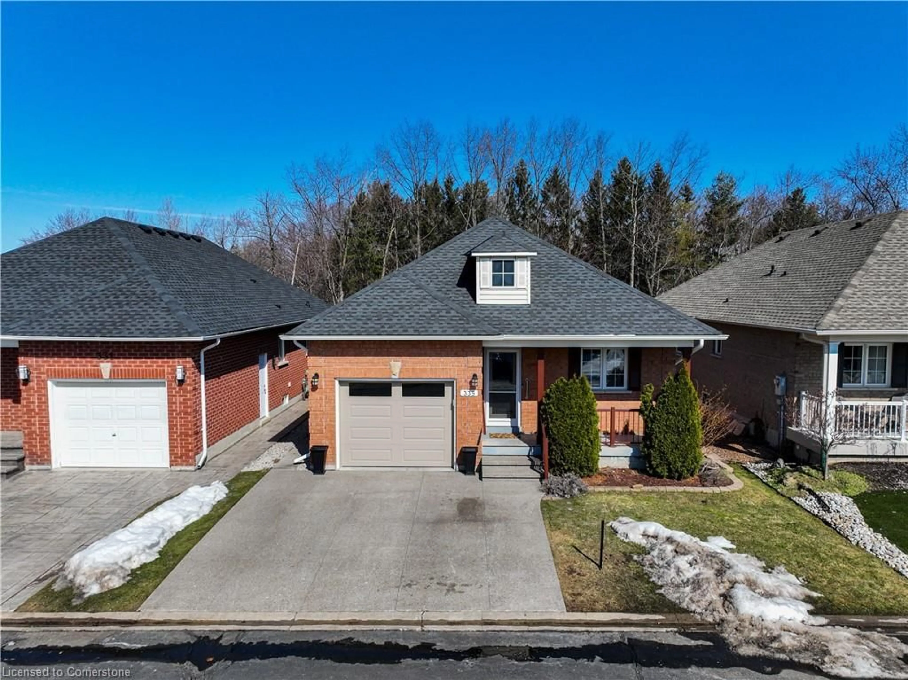 A pic from outside/outdoor area/front of a property/back of a property/a pic from drone, street for 335 Centennial Forest Dr, Milton Ontario L9T 5X4