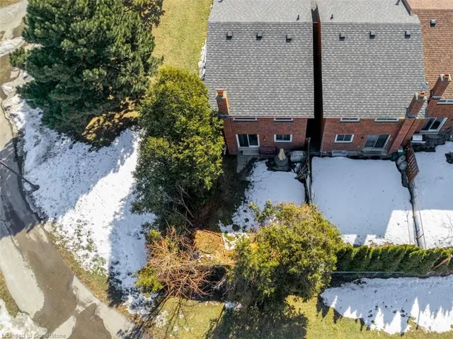 Additional image 2 of 879 Riley Crt