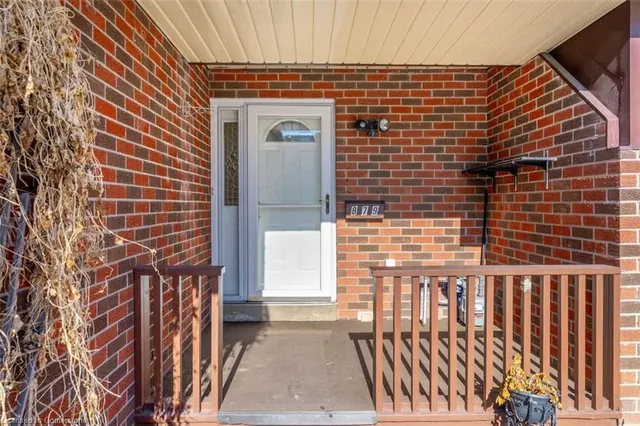 Additional image 18 of 879 Riley Crt