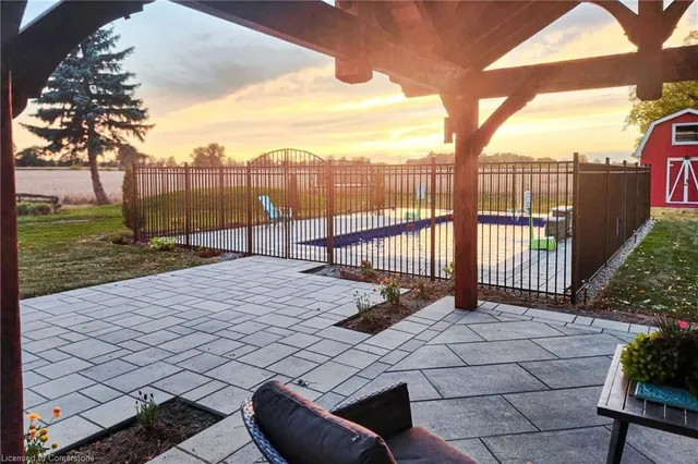 Additional property image - 1076 Fletcher Road