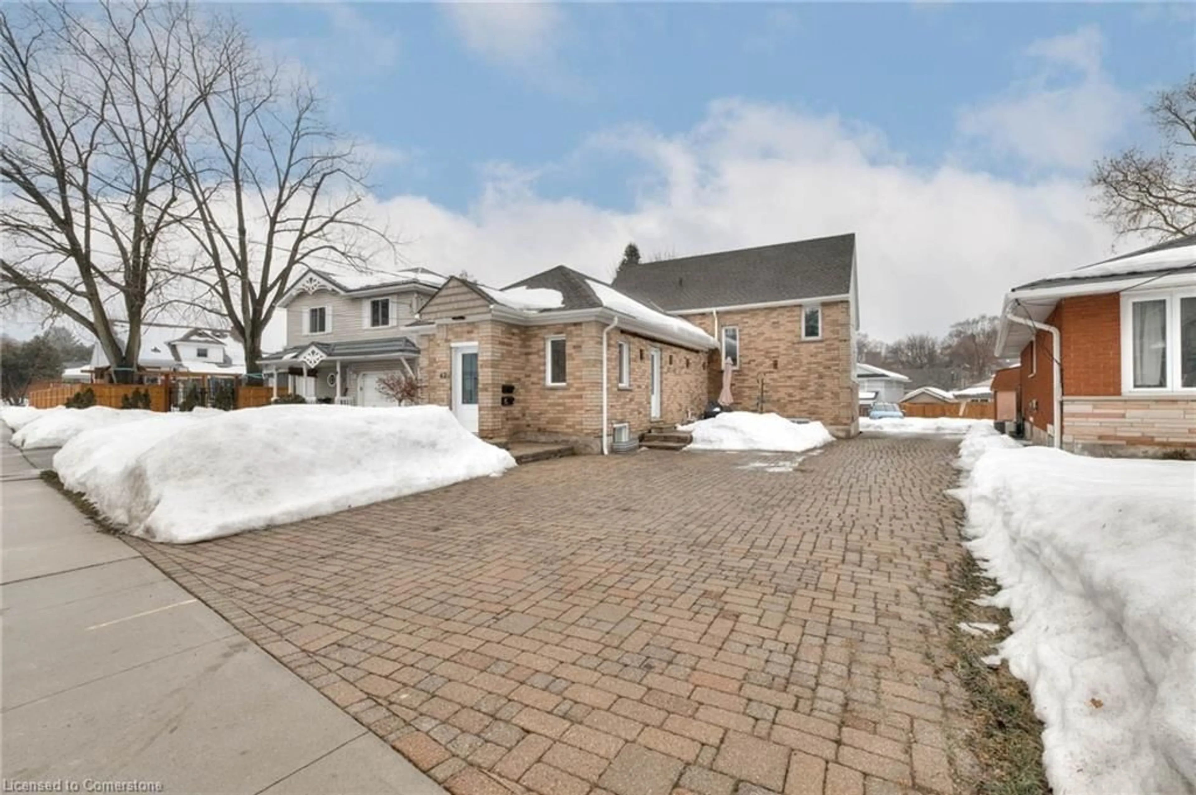 Home with brick exterior material, street for 62 Perth Rd, Kitchener Ontario N2M 3G5