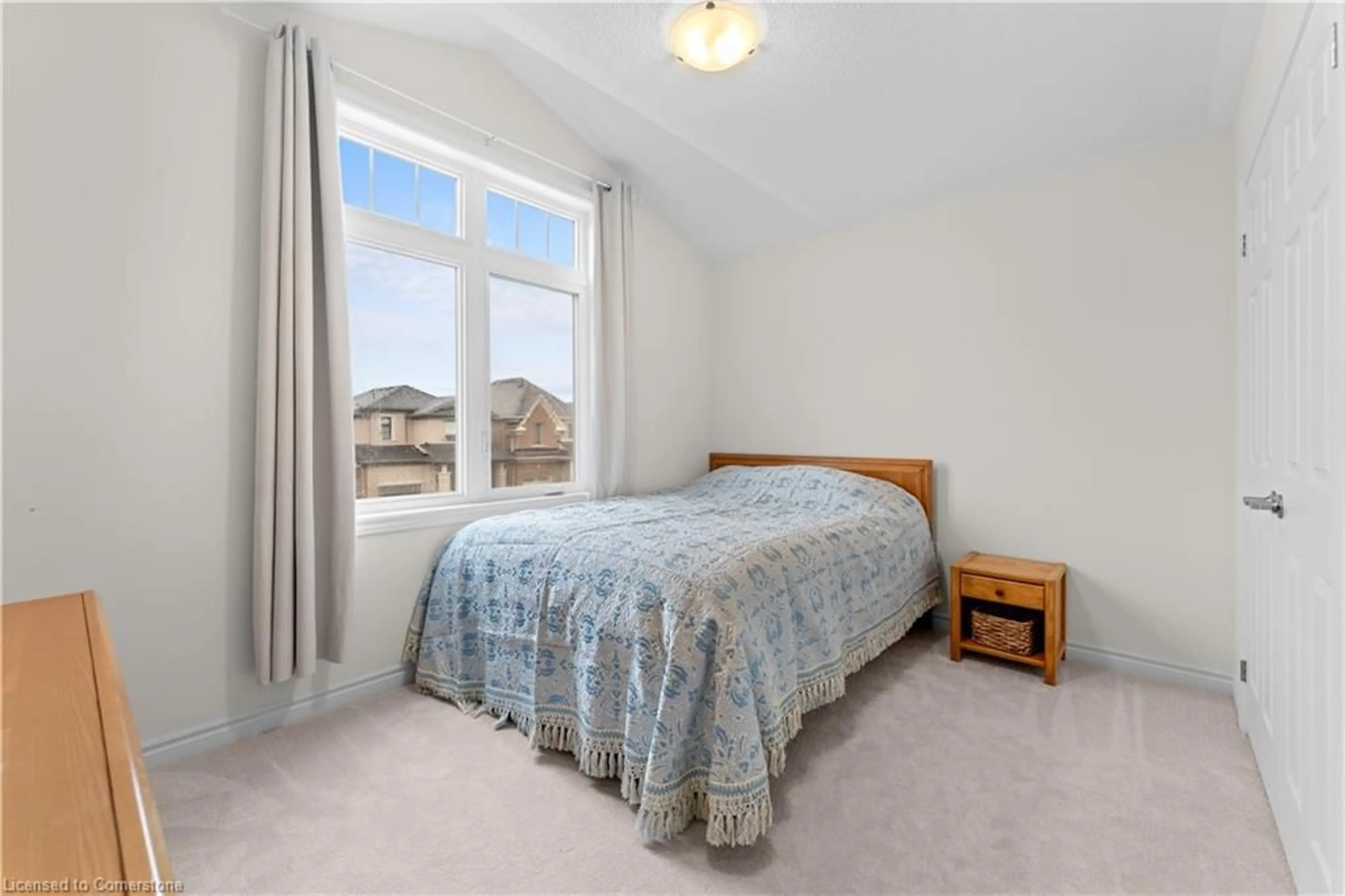 A pic of a room for 39 Spicer St, Fergus Ontario N1M 0H9