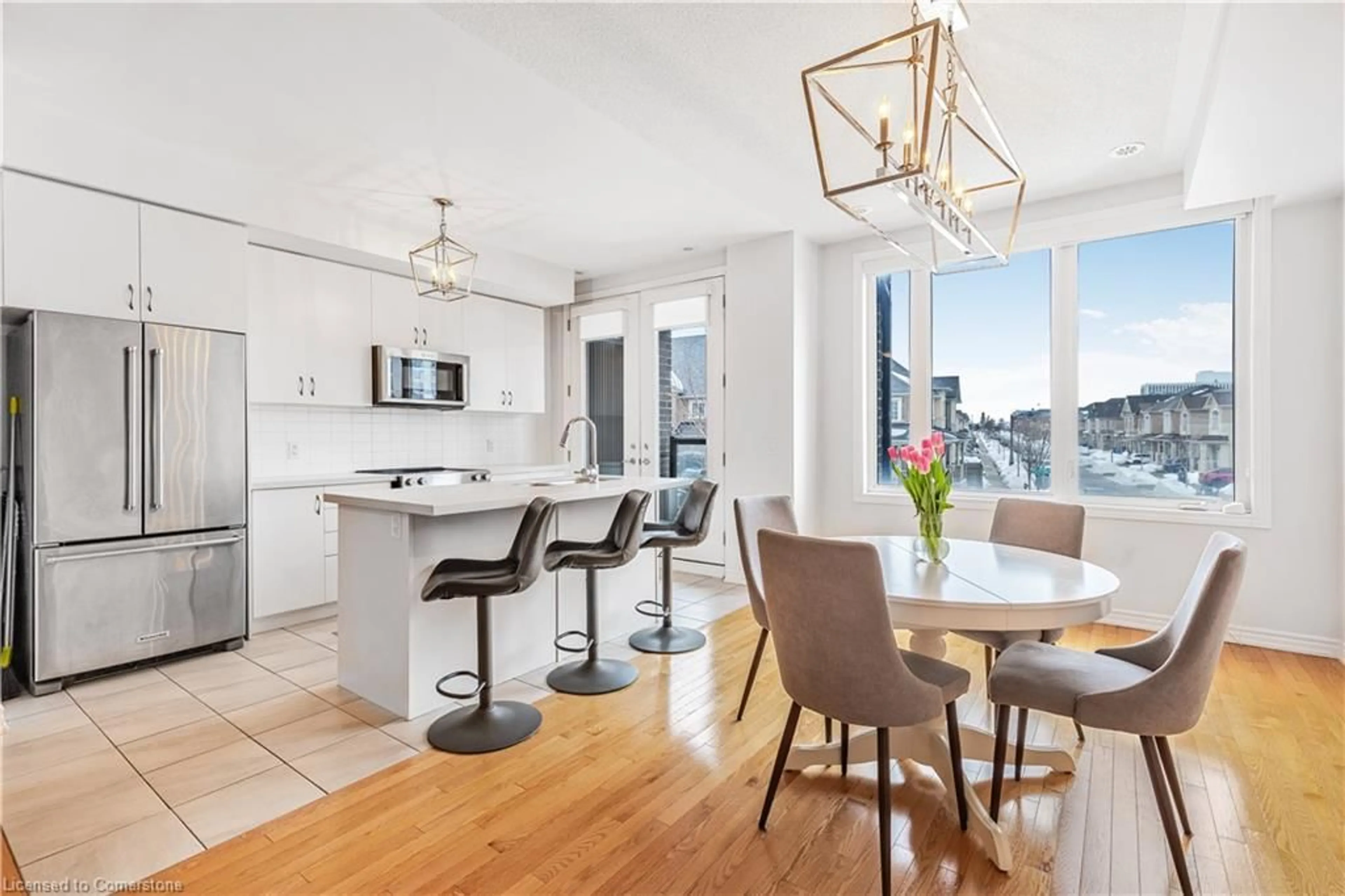 Open concept kitchen, unknown for 3048 Postridge St, Oakville Ontario L9H 0R9