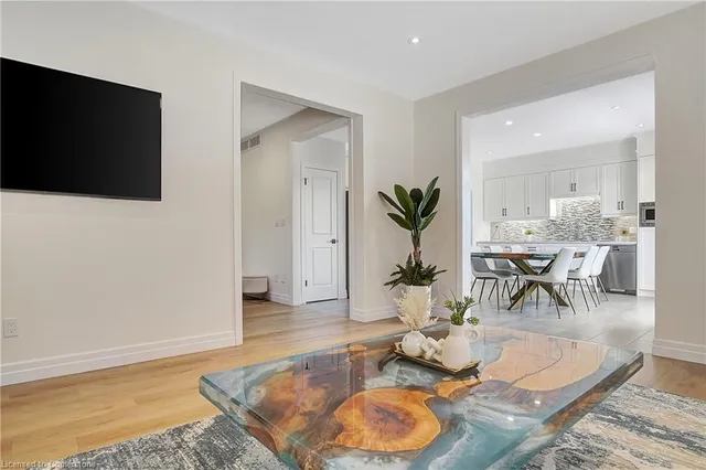 Additional property image - 909 Dunnigan Crt