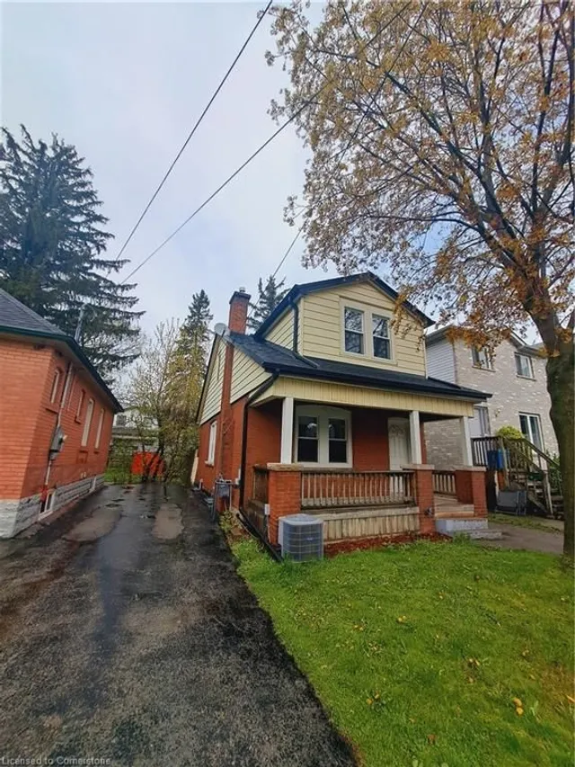 Additional image 27 of 70 Royal Ave