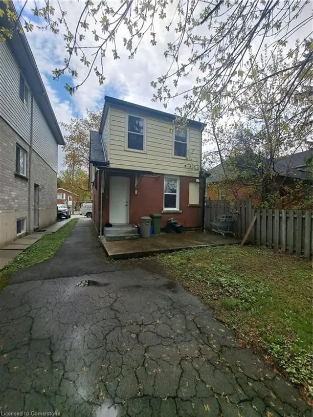 Primary image of 70 Royal Ave