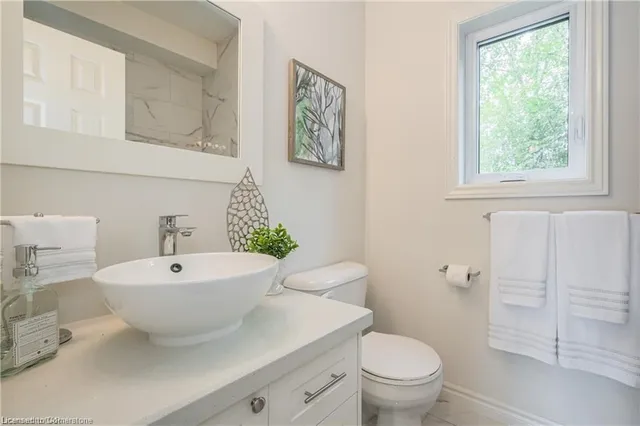Additional property image - 164 Heiman St Unit 4B