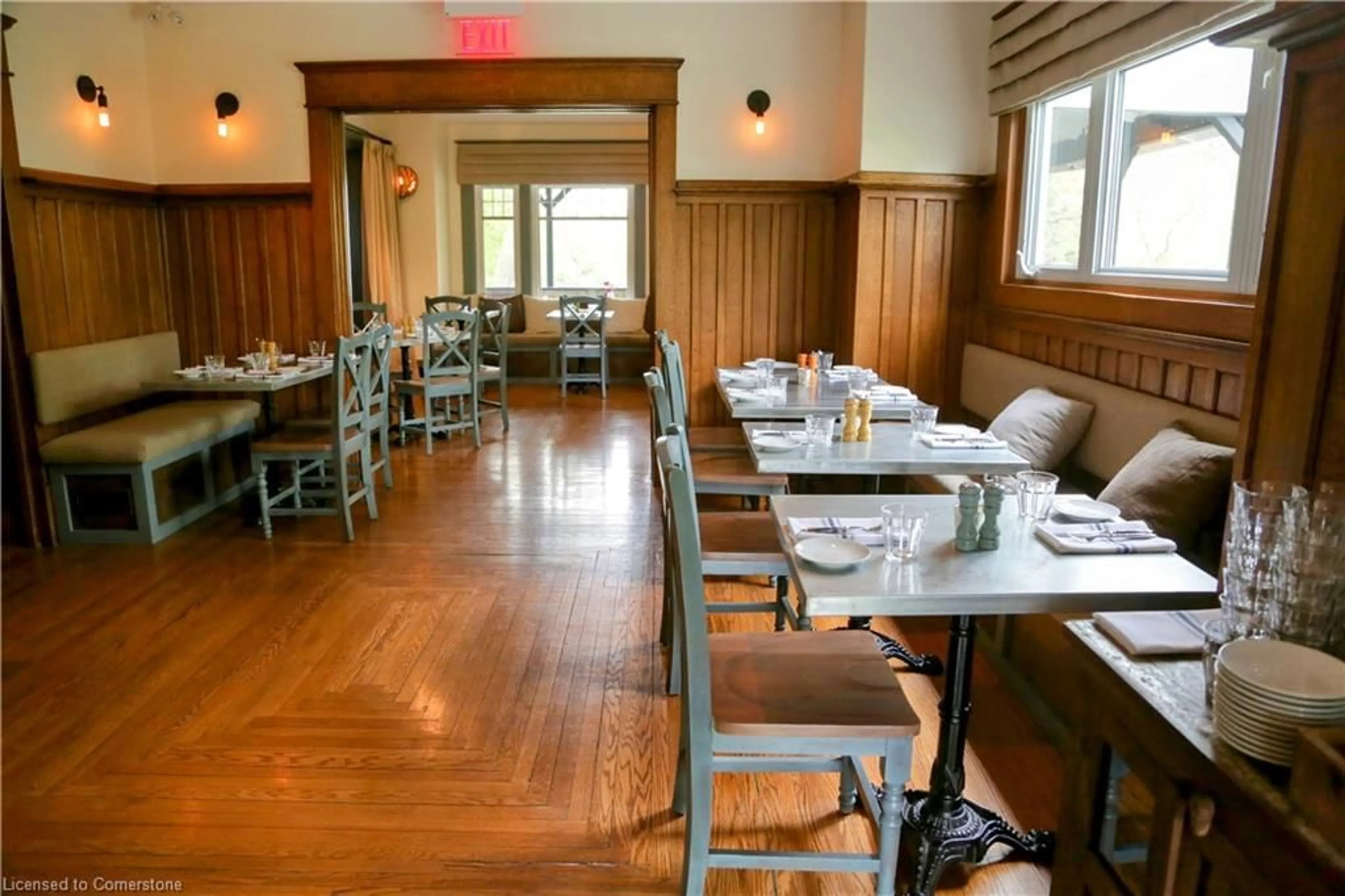 Dining room, unknown for 352 Norfolk St, Simcoe Ontario N3Y 2W9