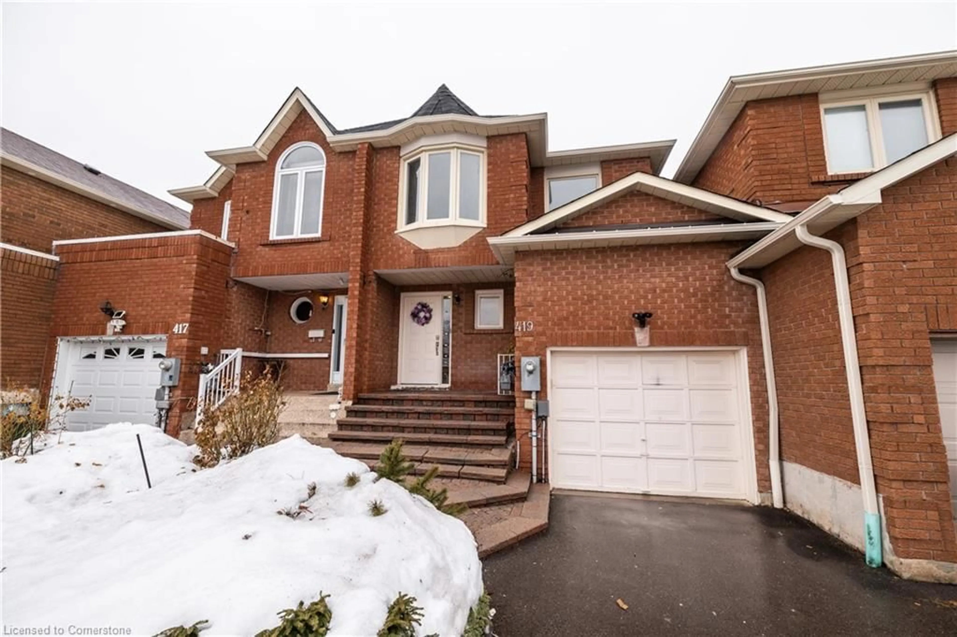 Home with brick exterior material, street for 419 Wendron Cres, Mississauga Ontario L5R 3L2