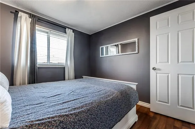 Additional property image - 610 Barton St Unit 16