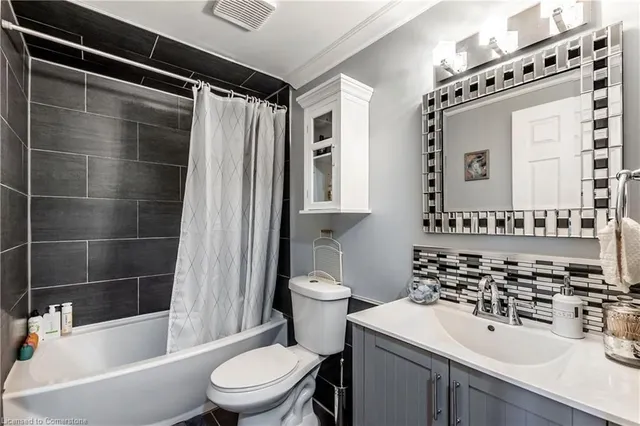Additional property image - 610 Barton St Unit 16