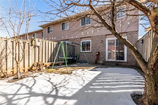 Additional property image - 610 Barton St Unit 16