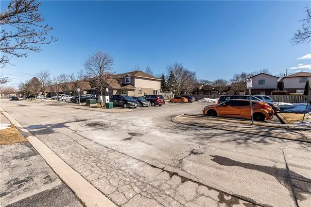 Additional property image - 610 Barton St Unit 16