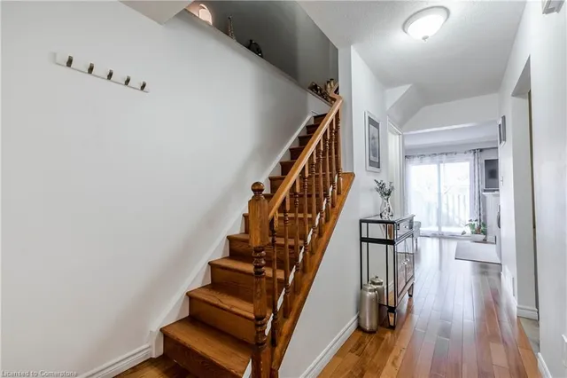 Additional property image - 610 Barton St Unit 16