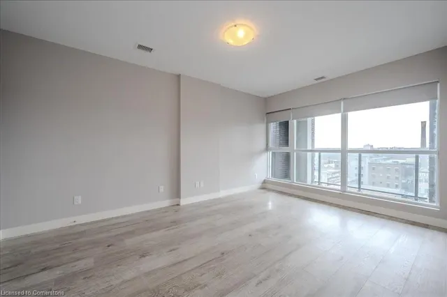 Additional property image - 1 Victoria St Unit 811