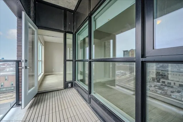 Additional property image - 1 Victoria St Unit 811