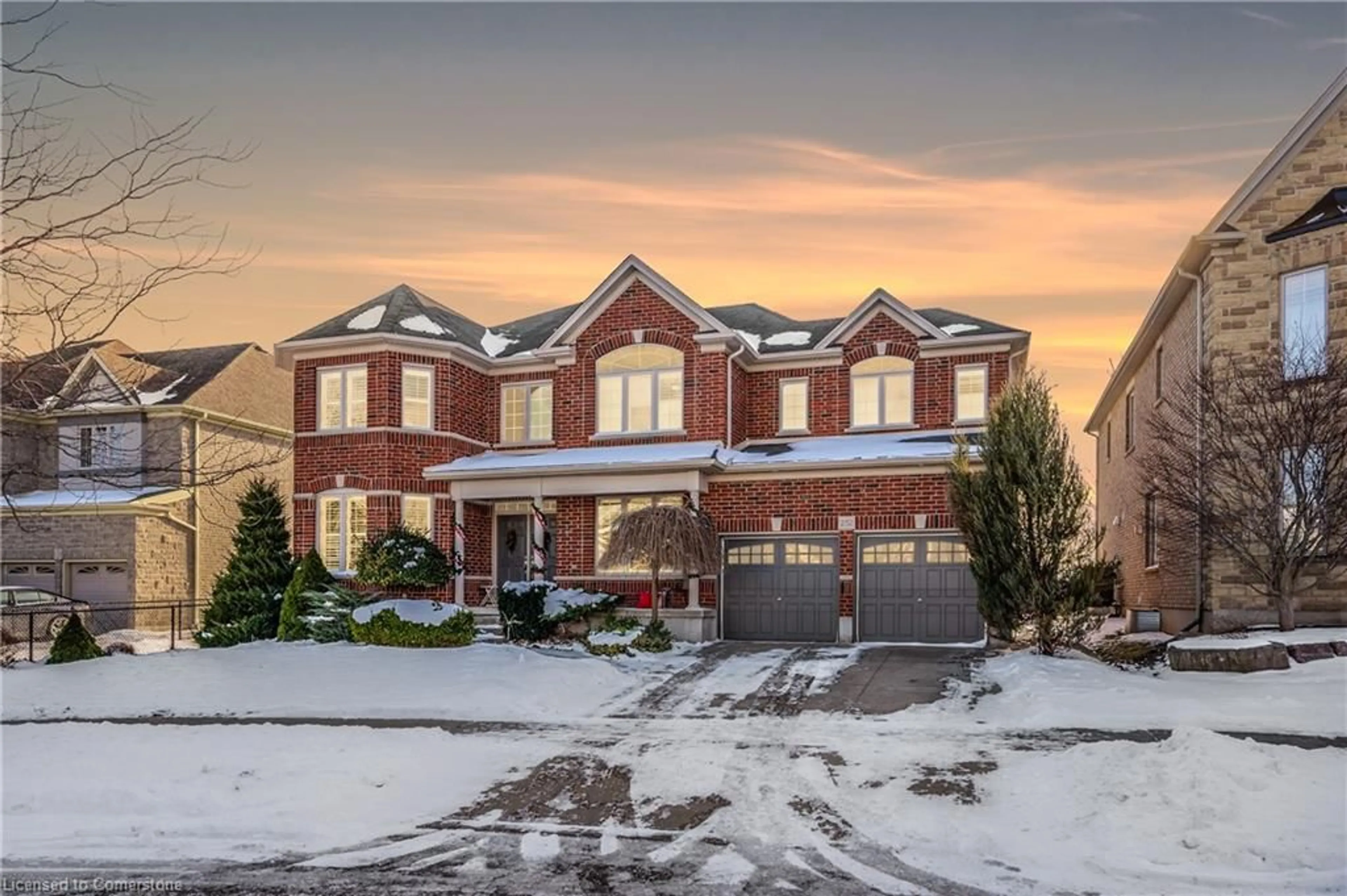 Home with brick exterior material, street for 252 Edgewater Cres, Kitchener Ontario N2A 4M2