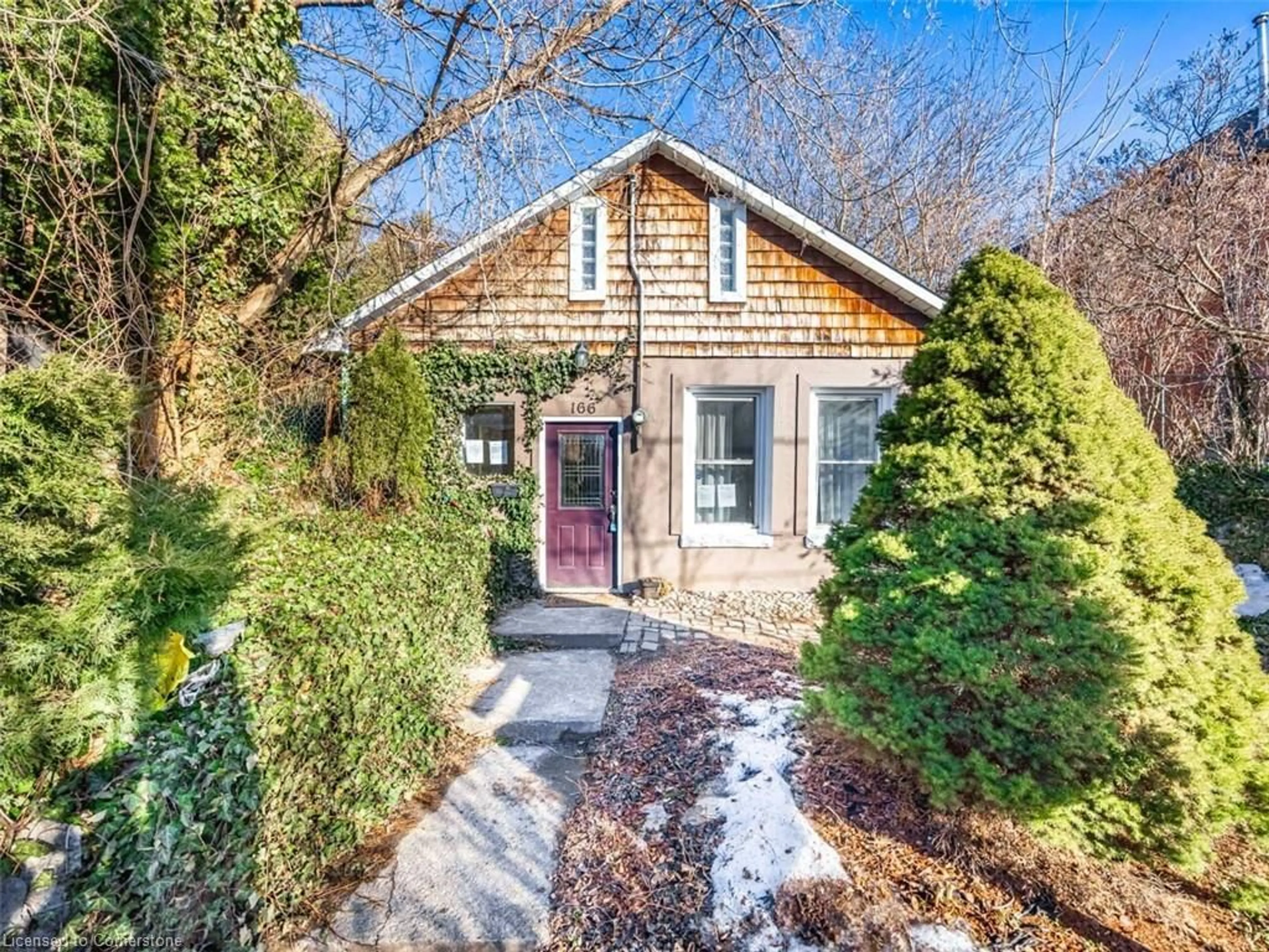 Home with brick exterior material, street for 166 Hess St, Hamilton Ontario L8R 2T4